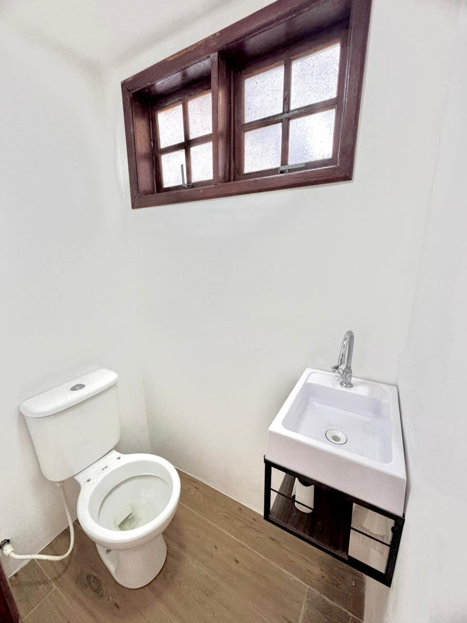 09 Lavabo CASA DUPLEX EM CONDOMÍNIO NO BAIRRO VARGEM GRANDE