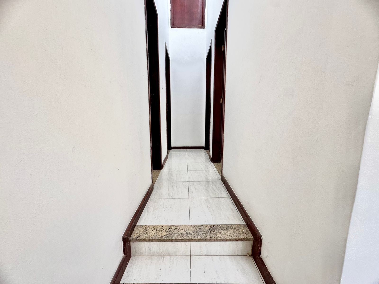 20 Corredor 2 Andar CASA DUPLEX EM CONDOMÍNIO NO BAIRRO VARGEM GRANDE