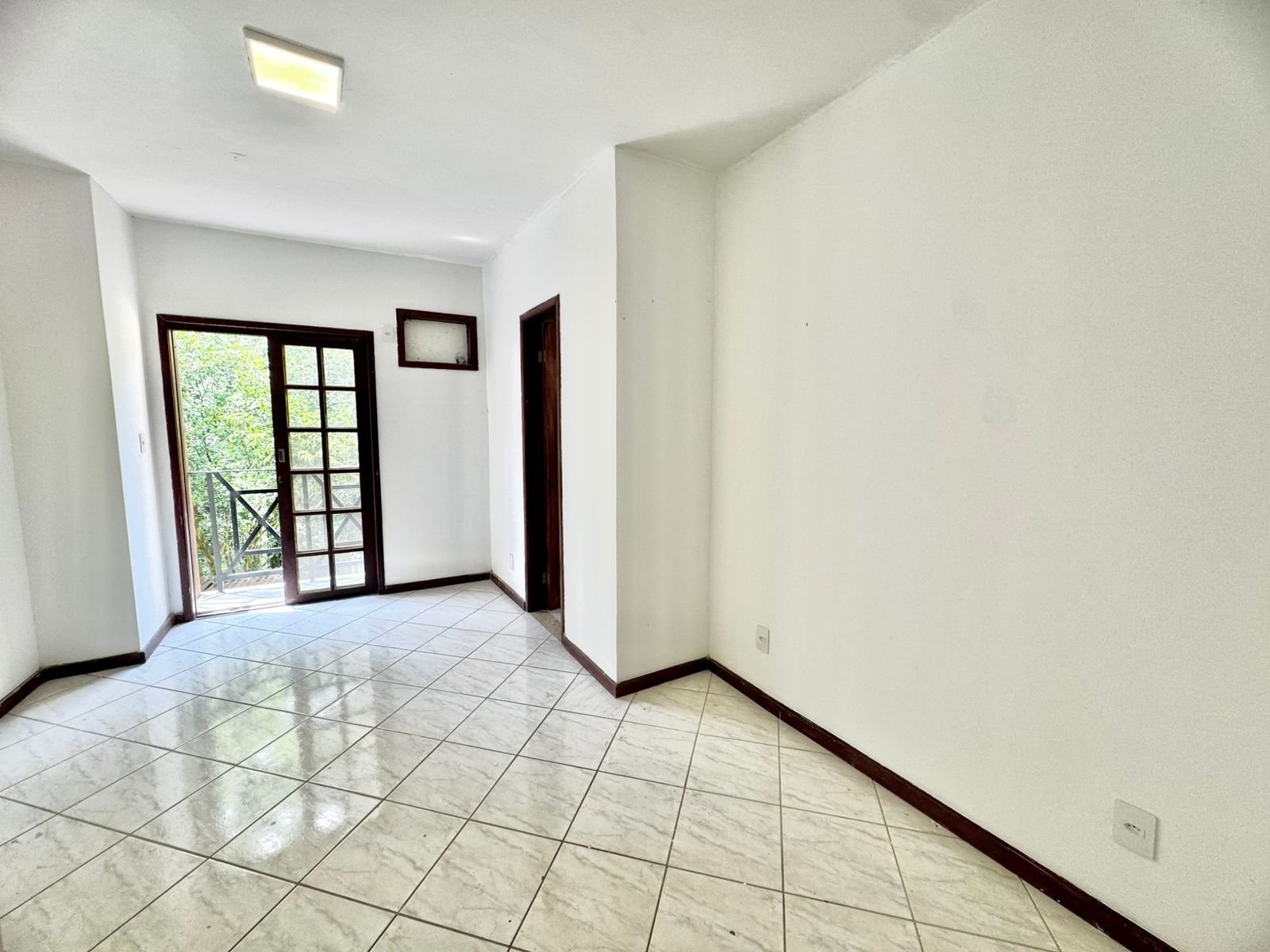 21 Suíte 2 Andar CASA DUPLEX EM CONDOMÍNIO NO BAIRRO VARGEM GRANDE