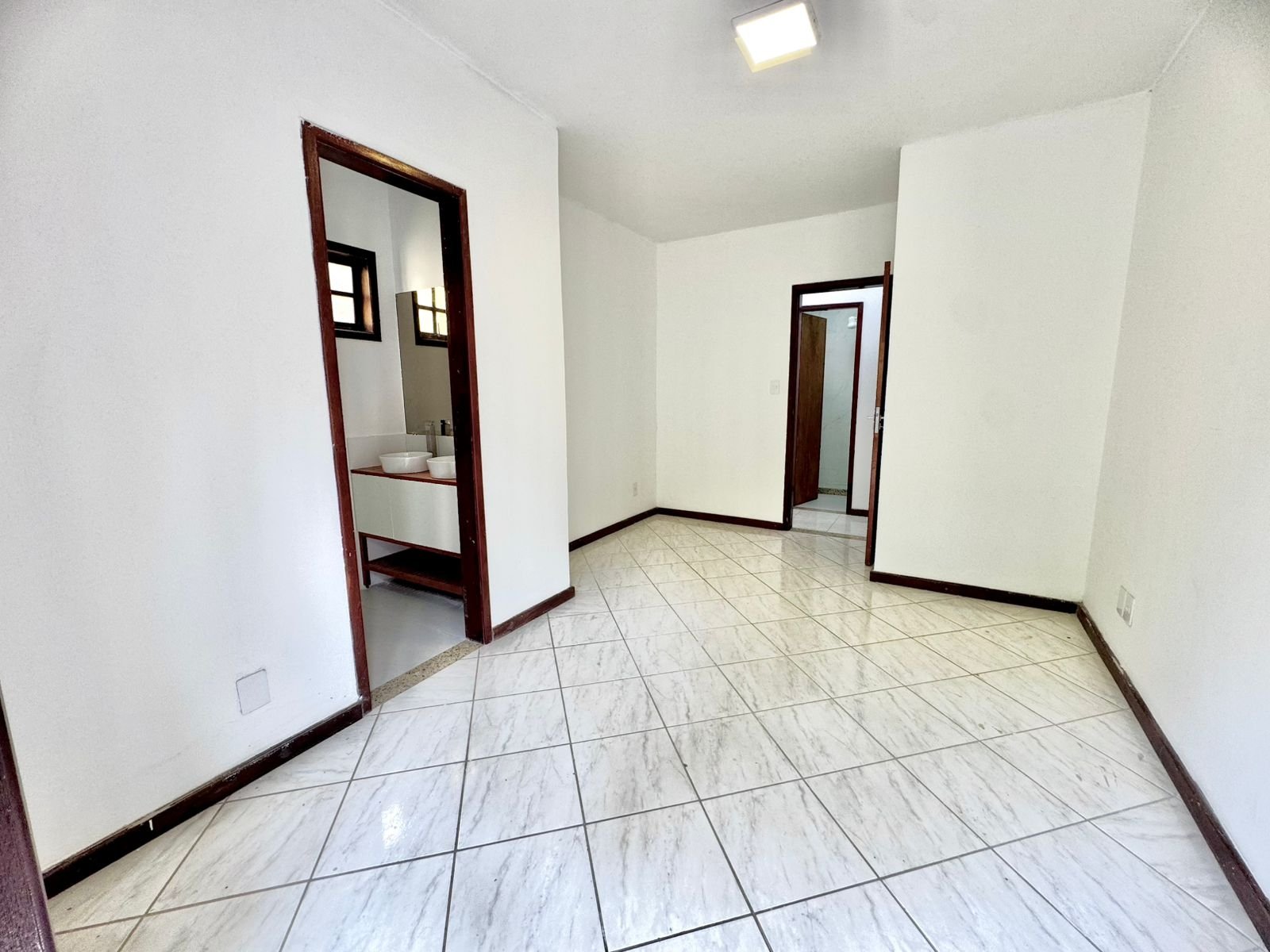 23 Suíte 2 Andar CASA DUPLEX EM CONDOMÍNIO NO BAIRRO VARGEM GRANDE