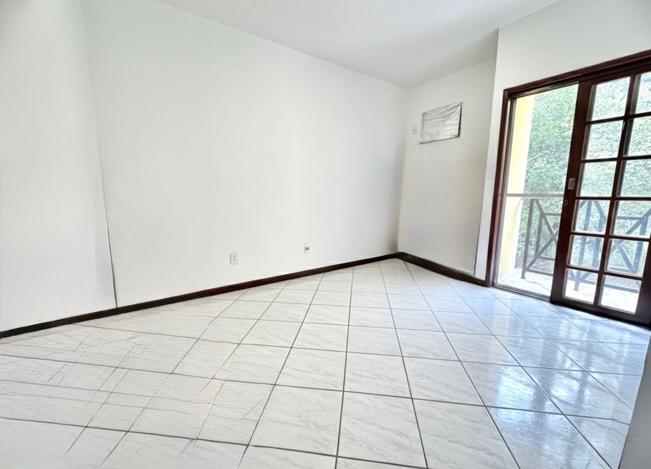 25 2 Quarto 2 Andar CASA DUPLEX EM CONDOMÍNIO NO BAIRRO VARGEM GRANDE