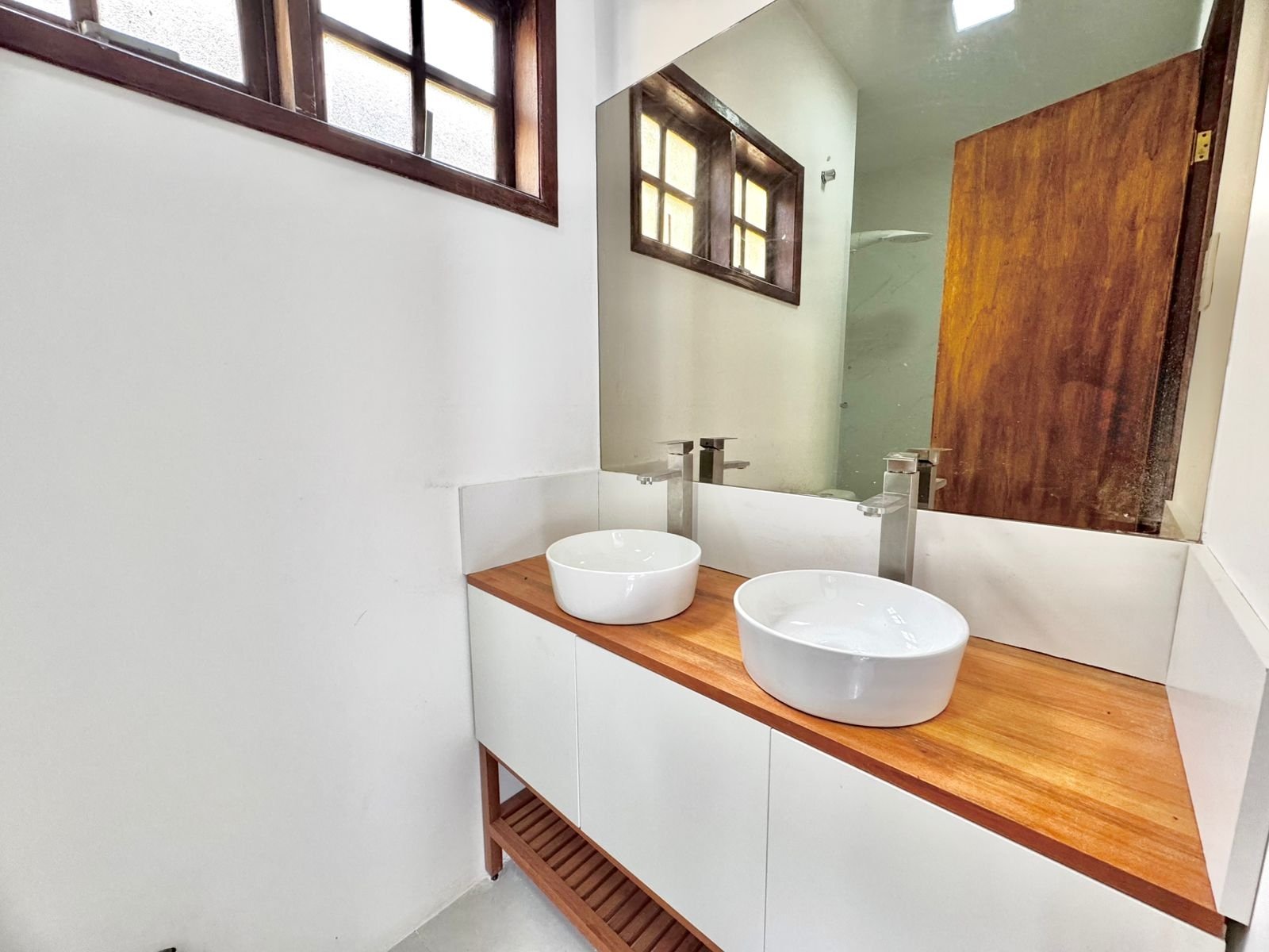 25 Bnh Suíte 2 Andar CASA DUPLEX EM CONDOMÍNIO NO BAIRRO VARGEM GRANDE