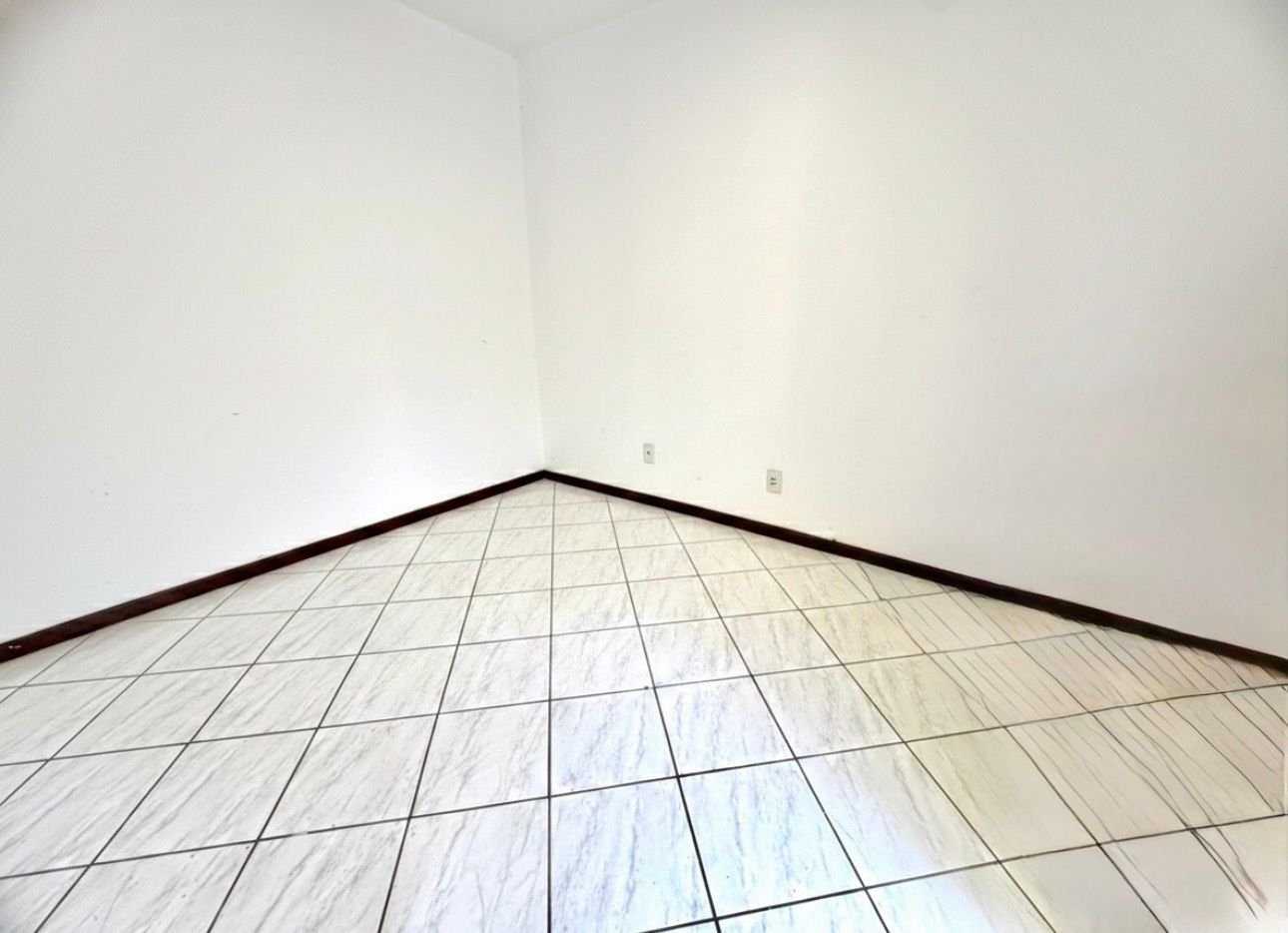 26 2 Quarto 2 Andar CASA DUPLEX EM CONDOMÍNIO NO BAIRRO VARGEM GRANDE