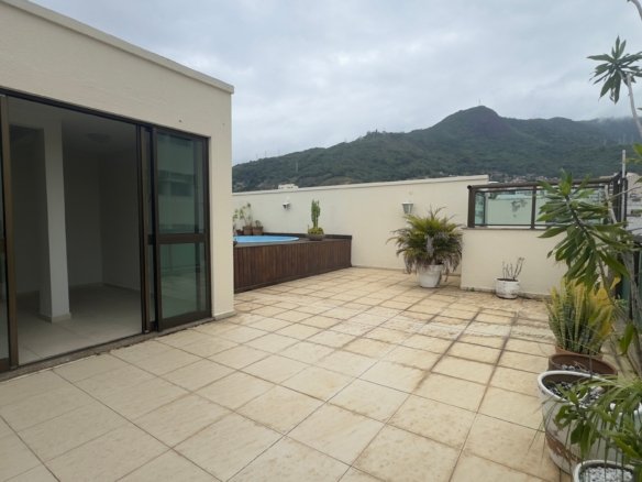 COBERTURA DUPLEX DE 208 M² NA TIJUCA 3 QUARTOS (1SUITE) PISCINA E 2 VAGAS