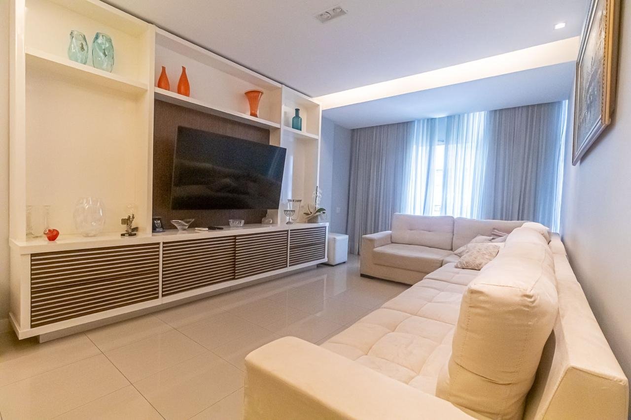 APARTAMENTO DUPLEX COM MAIS DE 155 M² EM COPACANA PRONTO PARA MORAR