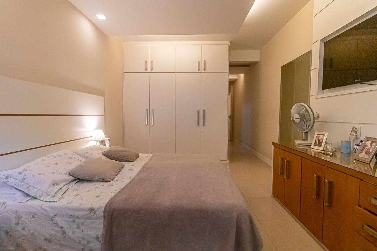 APARTAMENTO DUPLEX COM MAIS DE 155 M² EM COPACANA PRONTO PARA MORAR