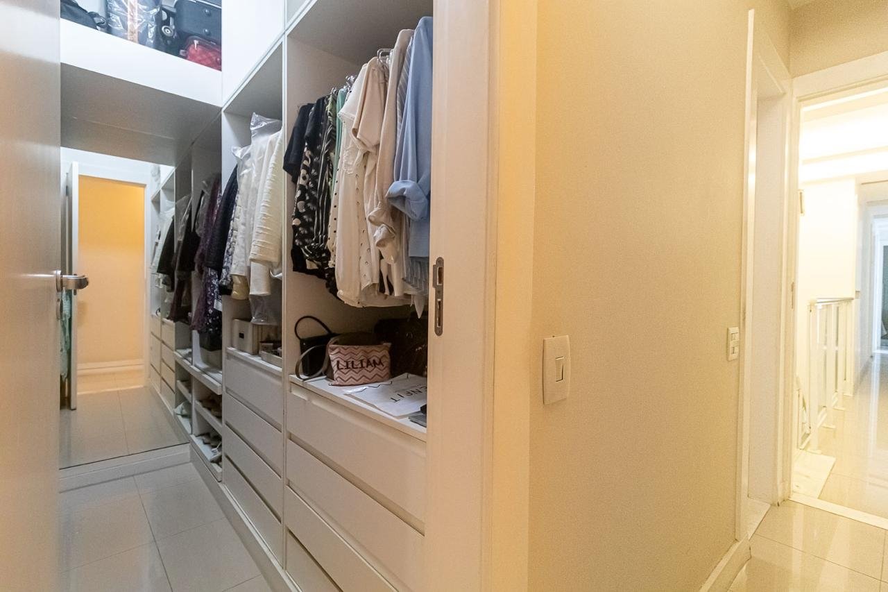 APARTAMENTO DUPLEX COM MAIS DE 155 M² EM COPACANA PRONTO PARA MORAR