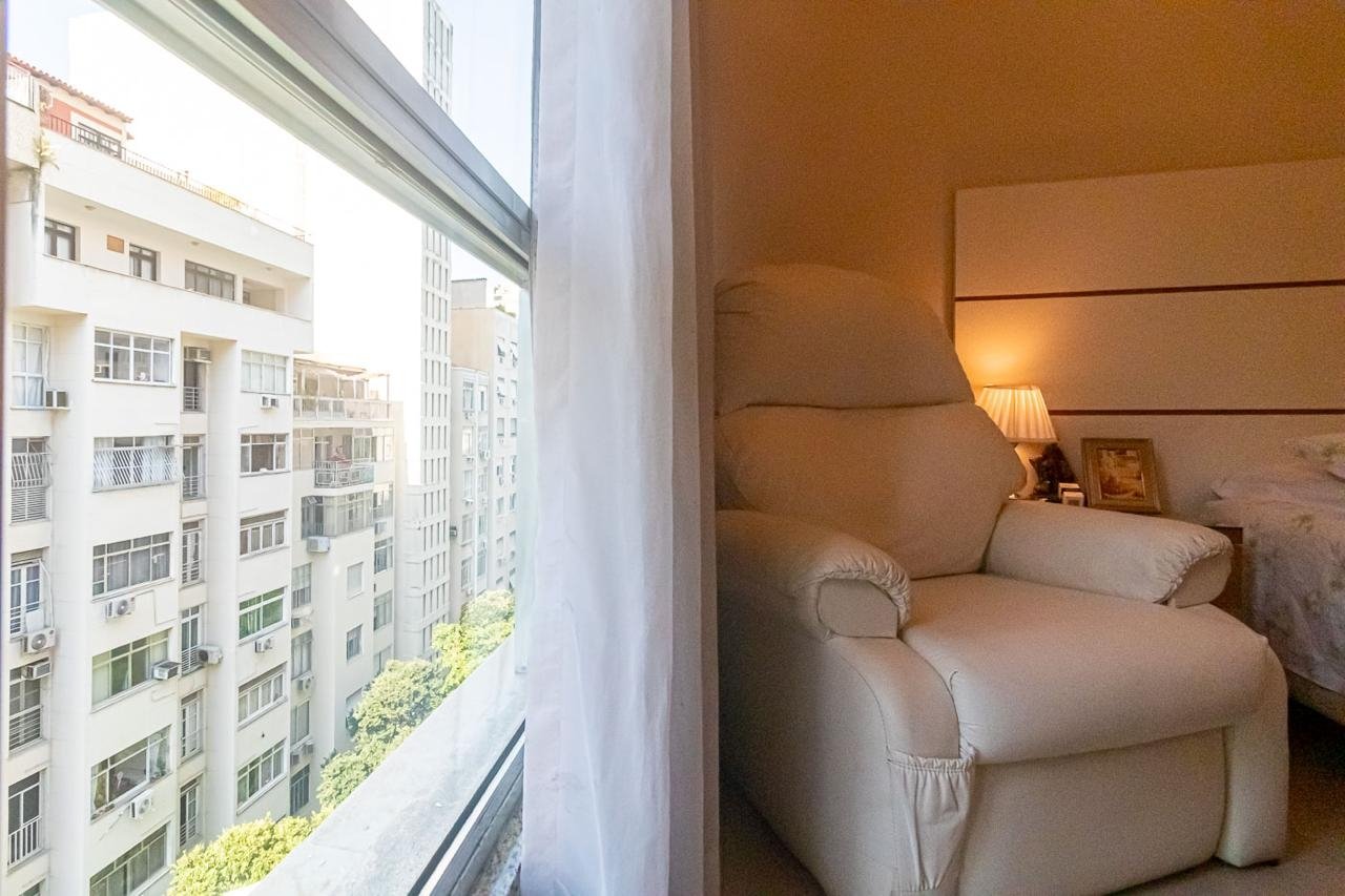 APARTAMENTO DUPLEX COM MAIS DE 155 M² EM COPACANA PRONTO PARA MORAR