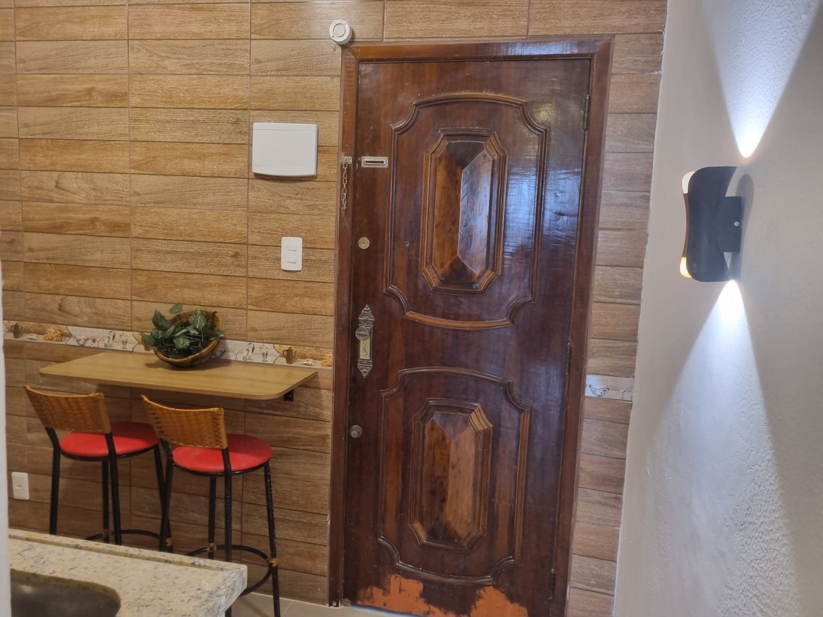 WhatsApp Image 2025-11-21 at 19.53.15 (1) STUDIO REFORMADO NO CENTRO DO RIO- CONFORTO E PRATICIDADE PERTO DE TUDO!