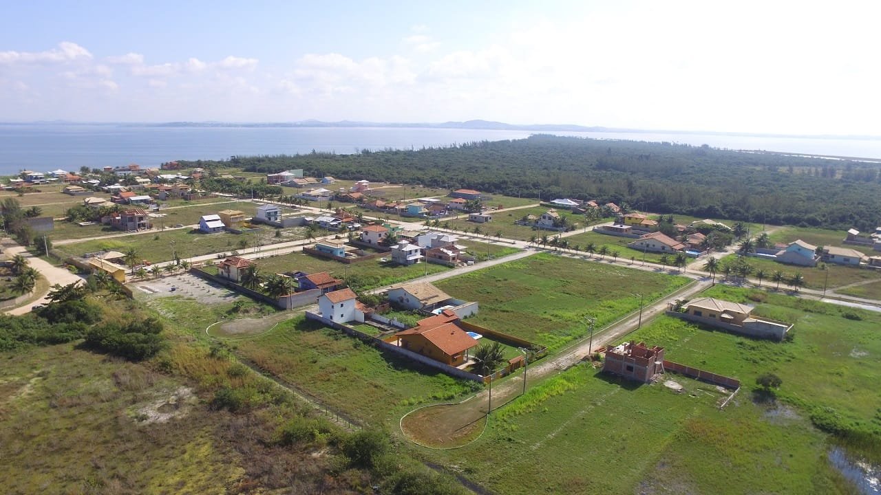 GERAL COM LAGOA TERRENO PERFEITO ARRAIAL DO CABO EM CONDOMÍNIO DE FRENTE PARA LAGOA